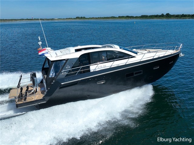 Sealine SC42 Custom